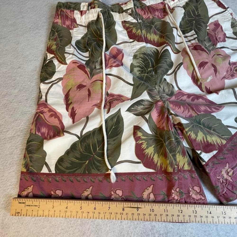 Krazy Kat cotton shorts wide leg with green and pink leaf print, size M - Picture 3 of 5